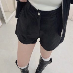 高腰皮短褲